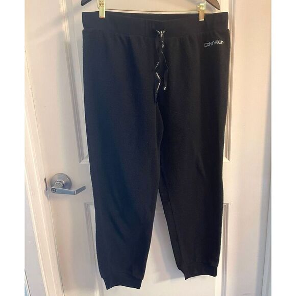 Calvin Klein Other - Calvin Klein Woolen Sleepwear Jogger Unisex XL